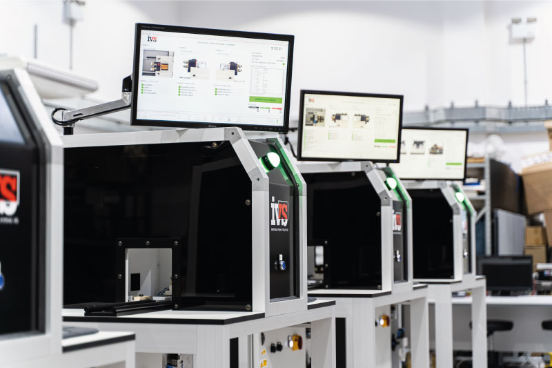 Check the presence, size, position, shape and complete features of parts to confirm their presence